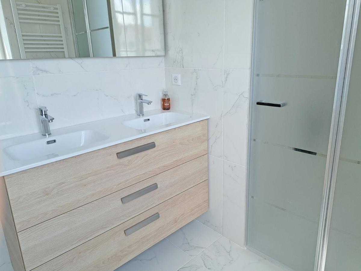Superbe Appartement T3 Au Centre Plage .Parking Hendaye Exterior foto